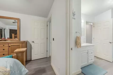 Entry Way - 64 Campbell Loop, Laclede, ID 83841 photo 6 of 6