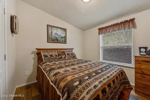 Bedroom - 216 Midas Dr, Sagle, ID 83860 photo 2 of 2