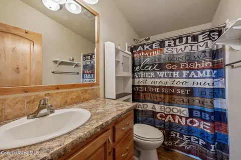 Bath - 216 Midas Dr, Sagle, ID 83860 photo 2 of 2