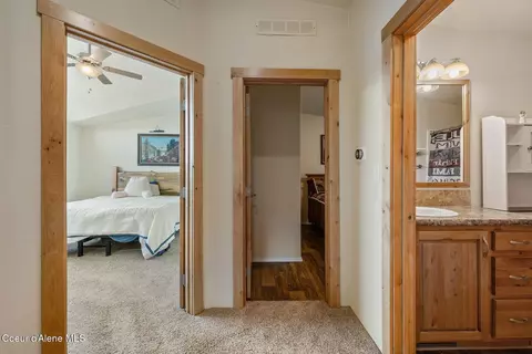 Entry Way - 216 Midas Dr, Sagle, ID 83860 photo 2 of 2