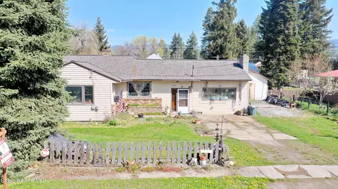 610 E Ockert St, Oldtown, ID 83822