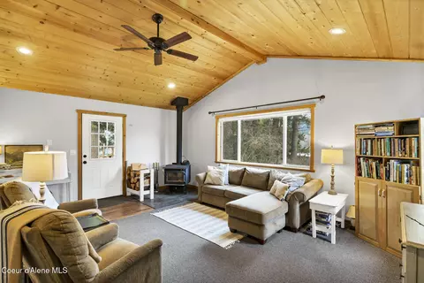 4704 Dufort Rd, Sagle, ID 83860