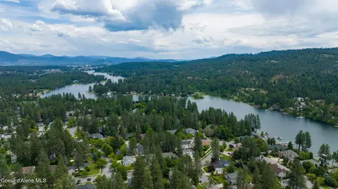 View/Area - 5628 E Shoreline Dr, Post Falls, ID 83854 photo 7 of 10