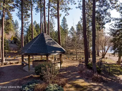 Exterior - 5628 E Shoreline Dr, Post Falls, ID 83854 photo 9 of 9