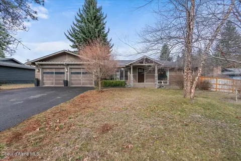 915 E Maple Ave, Post Falls, ID 83854 photo 3