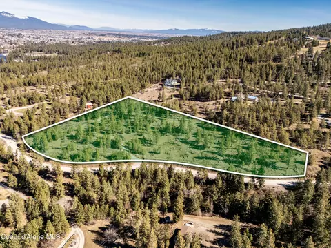 Nka S Carpenter Loop, Post Falls, ID 83854 photo 2