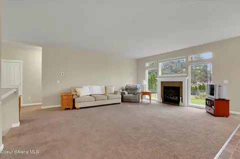 Living - 518 Parker Dr, Colbert, WA 99005 photo 7 of 13