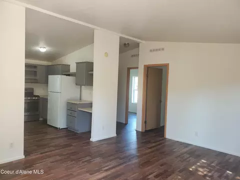 Living - 24 Krogseth Way, Naples, ID 83847 photo 2 of 5
