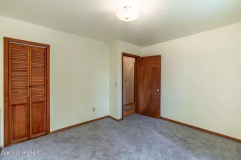 Bedroom - 5702 E Hooker Hill Rd, Hayden, ID 83835 photo 9 of 9