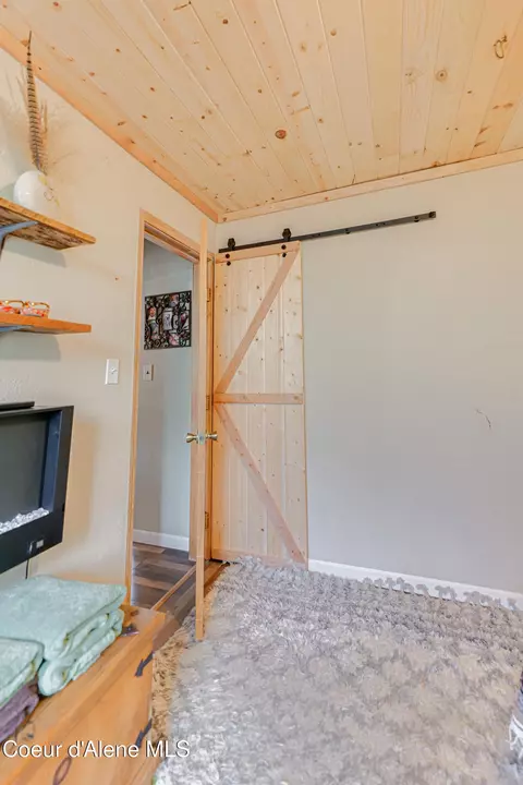 Bedroom - 111 W Elder Ave, Kellogg, ID 83837 photo 2 of 3
