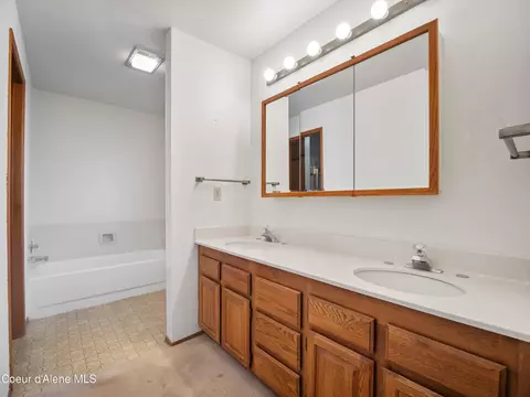 204 E 1st Ave #E7, Post Falls, ID 83854 photo 30