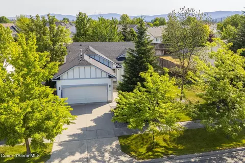 7184 N Joanna Dr, Coeur D'alene, ID 83815