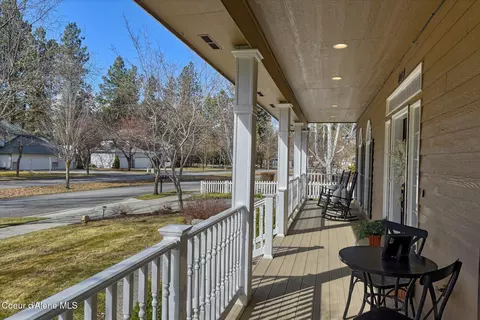Exterior - 809 S Riverside Harbor Dr, Post Falls, ID 83854 photo 16 of 19