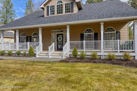 Exterior - 809 S Riverside Harbor Dr, Post Falls, ID 83854 photo 13 of 19