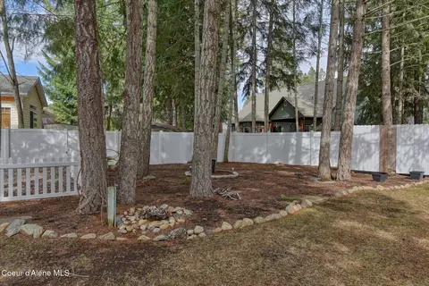 Exterior - 809 S Riverside Harbor Dr, Post Falls, ID 83854 photo 7 of 19