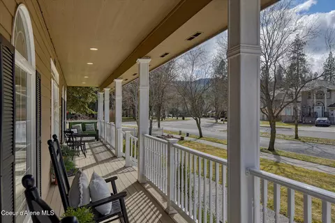 Exterior - 809 S Riverside Harbor Dr, Post Falls, ID 83854 photo 17 of 19