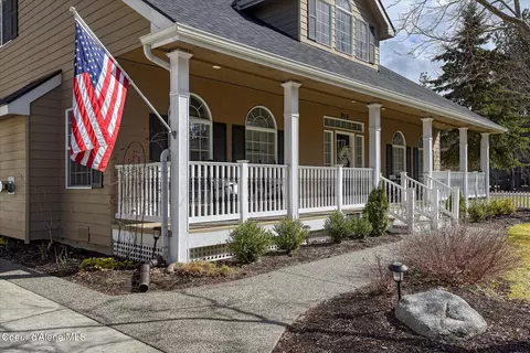 Exterior - 809 S Riverside Harbor Dr, Post Falls, ID 83854 photo 18 of 19