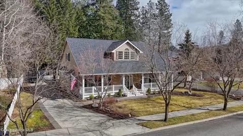 Exterior - 809 S Riverside Harbor Dr, Post Falls, ID 83854 photo 10 of 19