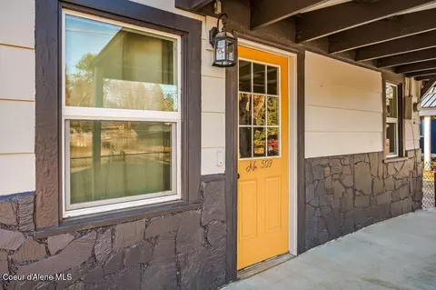 Exterior - 509 B St, Pinehurst, ID 83850 photo 4 of 9