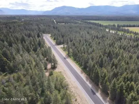 L7 B2 E Duke Ln, Athol, ID 83801