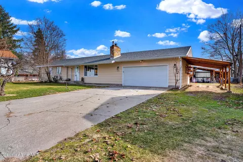 410 E Buttercup Ln, Coeur D'alene, ID 83814