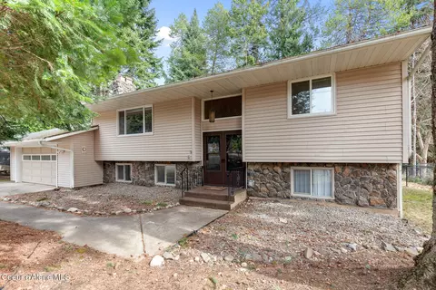 12148 N Kensington Ave, Hayden, ID 83835