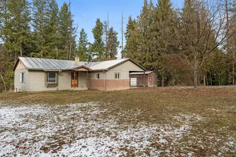 64 Smith Lake Rd, Bonners Ferry, ID 83805