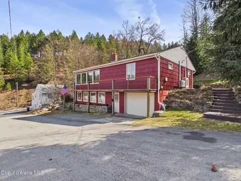 609 S Maple St, Kellogg, ID 83837