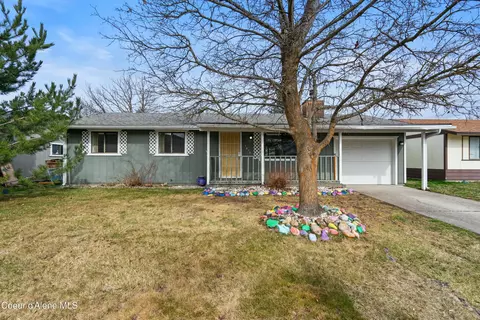 1615 E Park Ln, Post Falls, ID 83854