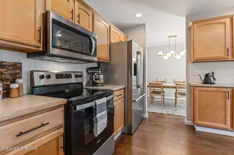 Kitchen - 533 S Ithaca St, Post Falls, ID 83854 photo 1 of 2