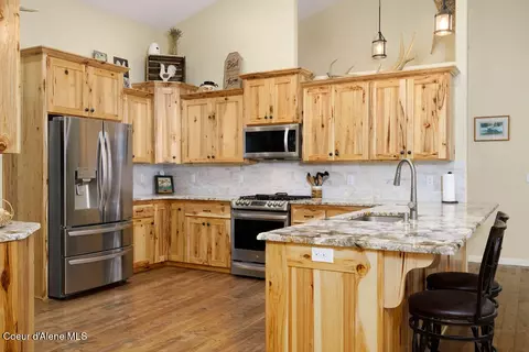 Kitchen - 80897993 E Forest View Rd, Athol, ID 83801 photo 3 of 8
