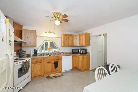 Kitchen - 80897993 E Forest View Rd, Athol, ID 83801 photo 7 of 8