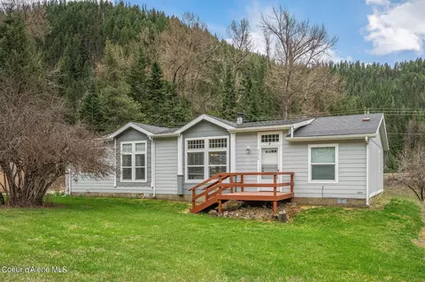 6220 Prichard Creek St, Murray, ID 83874