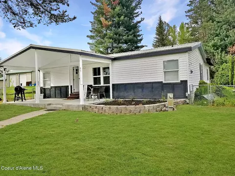 85 Walker Way, Sagle, ID 83860