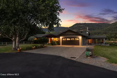 Exterior - 245 Woolsey Rd, Sagle, ID 83860 photo 11 of 13