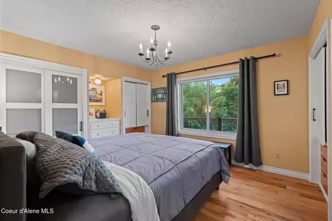 Bedroom - 245 Woolsey Rd, Sagle, ID 83860 photo 3 of 10