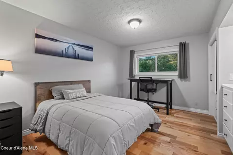 Bedroom - 245 Woolsey Rd, Sagle, ID 83860 photo 2 of 10