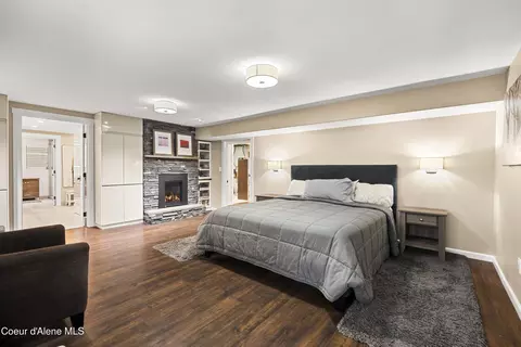 Bedroom - 245 Woolsey Rd, Sagle, ID 83860 photo 8 of 10
