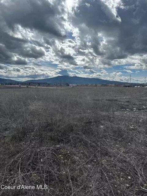 4440 E Bogie Dr, Post Falls, ID 83854 photo 3