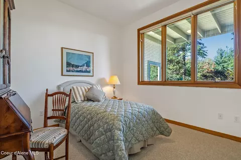 Bedroom - 620 SE Alderwood Ct, Pullman, WA 99163 photo 6 of 9