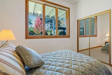 Bedroom - 620 SE Alderwood Ct, Pullman, WA 99163 photo 7 of 9
