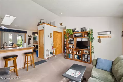 311 S 3rd Ave, Sandpoint, ID 83864 photo 8