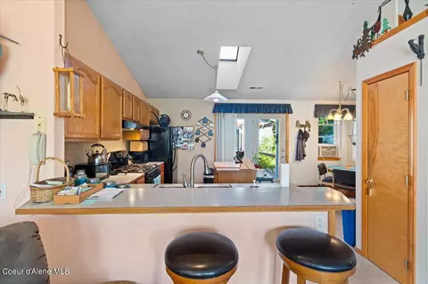 311 S 3rd Ave, Sandpoint, ID 83864 photo 9