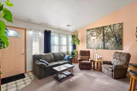311 S 3rd Ave, Sandpoint, ID 83864 photo 6
