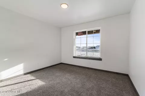 Bedroom - 962 E Valley St S, Oldtown, ID 83822 photo 3 of 5