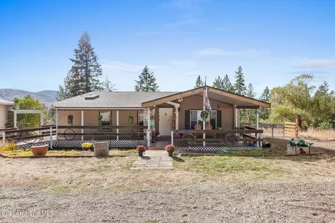 53 Short Dr, Blanchard, ID 83804 photo 2