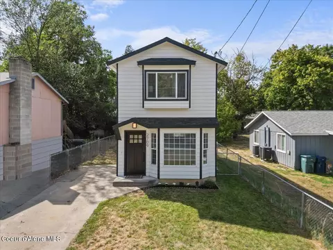 2709 N 10th Pl, Coeur D'alene, ID 83815