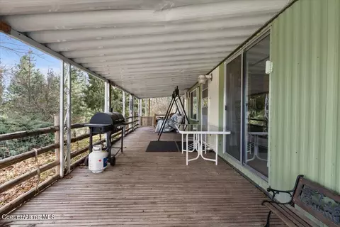 Exterior - 13687 N Hauser Lake Rd, Post Falls, ID 83854 photo 3 of 12