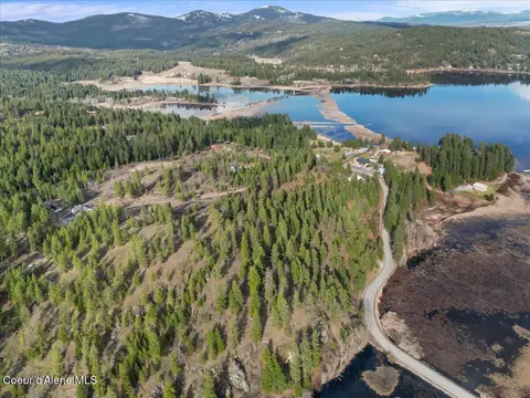 View/Area - 13687 N Hauser Lake Rd, Post Falls, ID 83854 photo 6 of 8