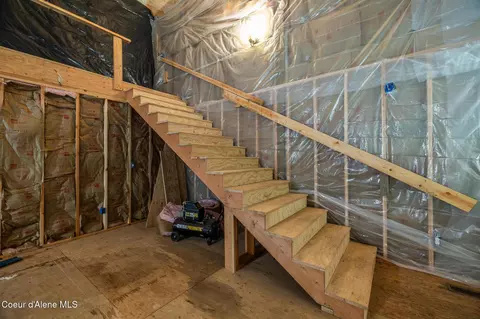 Entry Way - 1007 B St, Sandpoint, ID 83864 photo 4 of 4